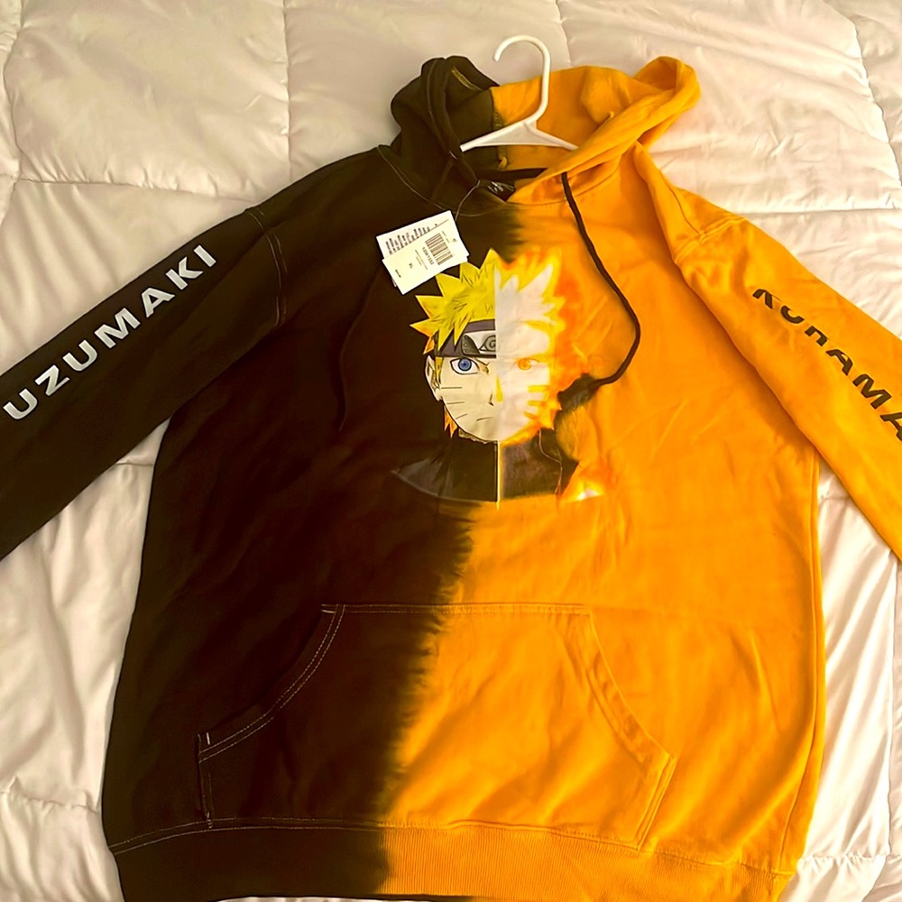 Hot topic Naruto split dye hoodie. Size XL